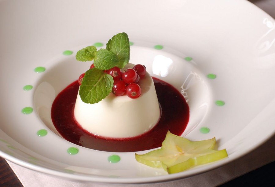 Панакота с вишней