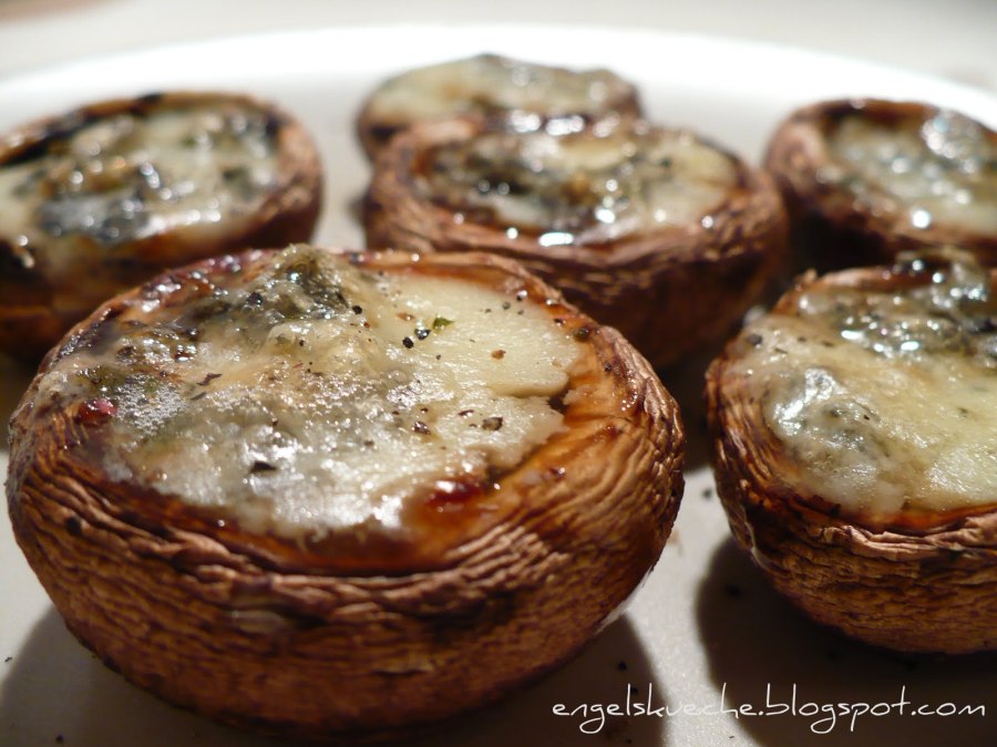 Шампиньоны с сыром на мангале