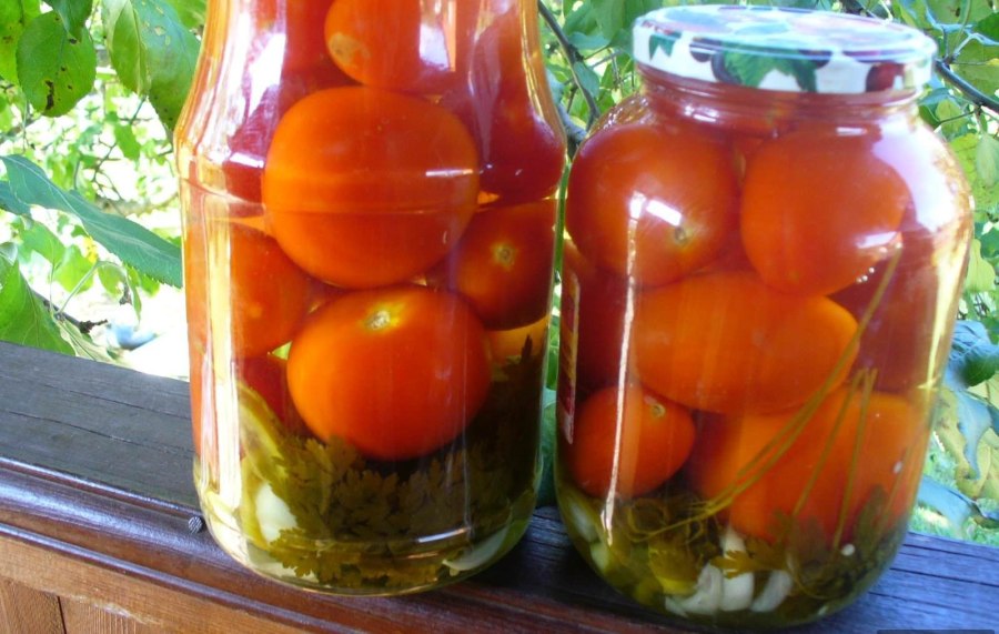 Помидоры, консервированные половинками