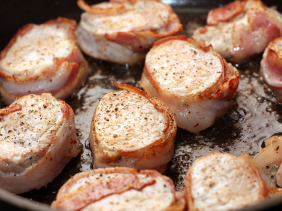 Медальоны из свинины