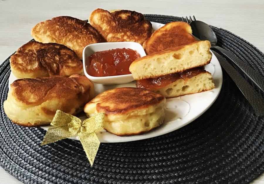 Пышные дрожжевые блины