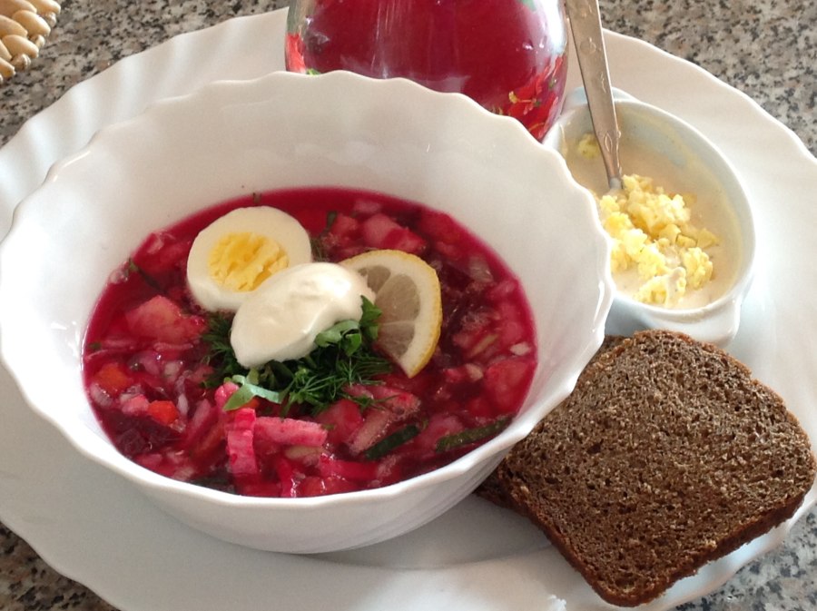 Борщ холодник