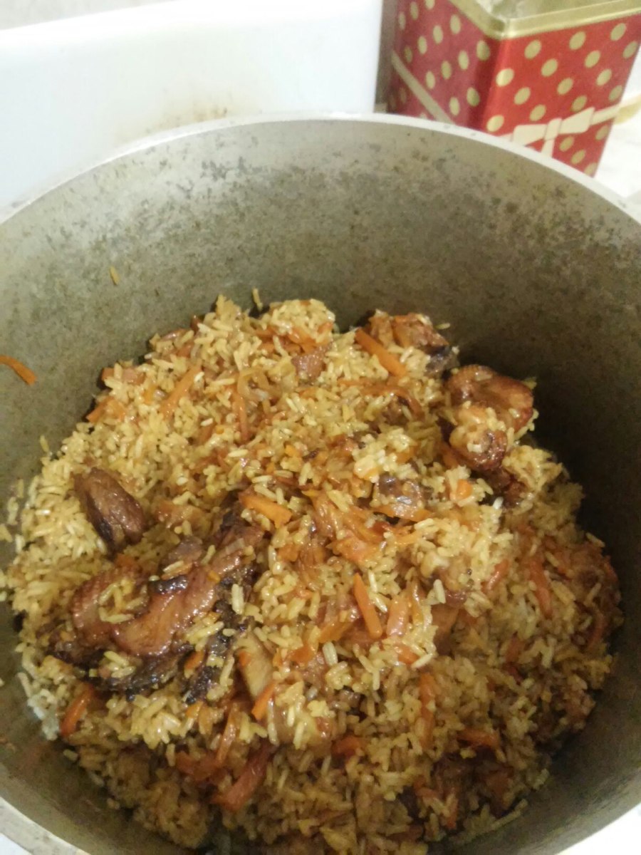 Каменная тарелка для плова и баранины