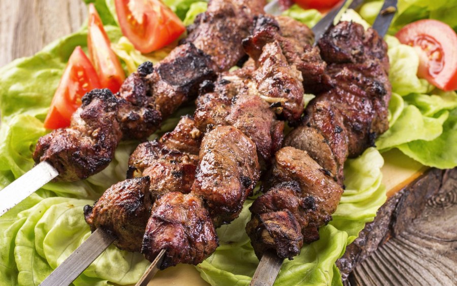 Свинина в гранатовом соусе