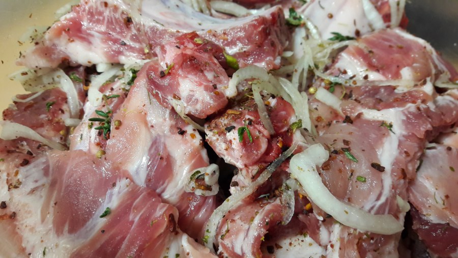 Шашлык из свинины в гранатовом соусе