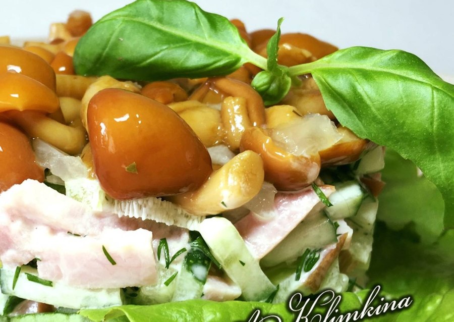 Салат Лесная Поляна с опятами