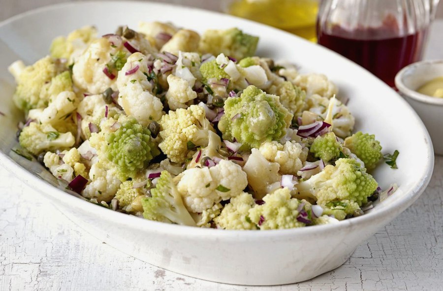 Салат с цветной капустой