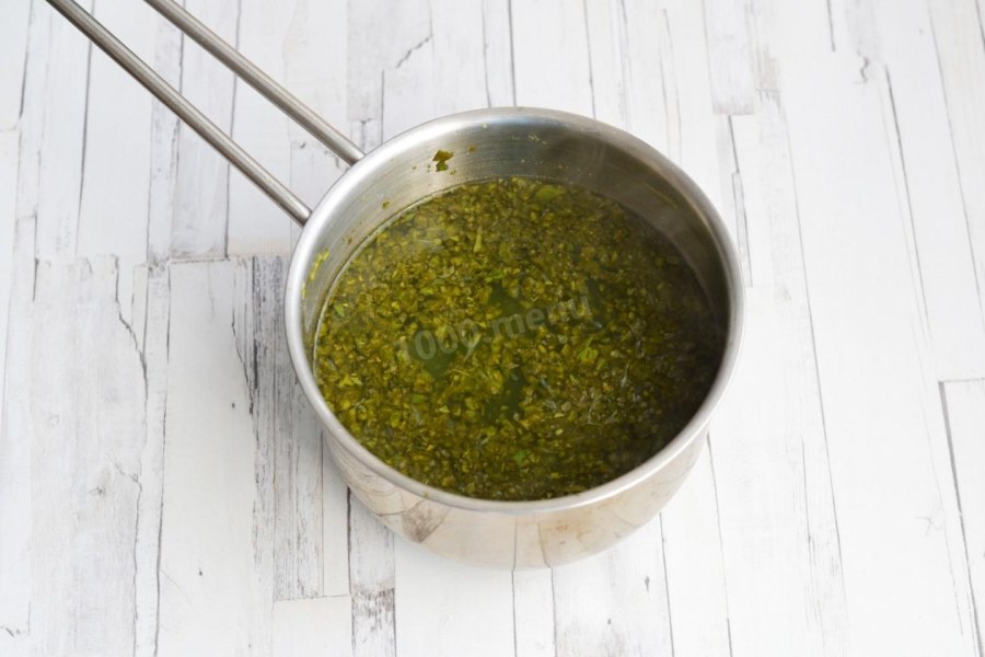 Зелёное варенье из хвои