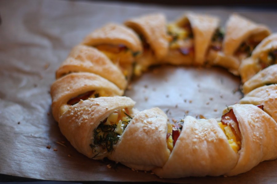 Слойка с марципаном