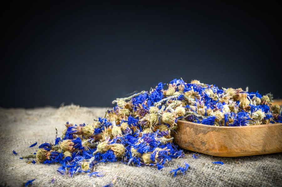 Чай черный с чабрецом и мятой