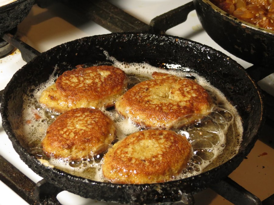 Рыбные оладьи