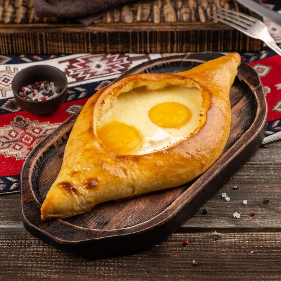 Хачапури по-аджарски фото лодочка