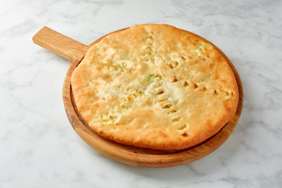 Хачапури по грузински с отварным лицом