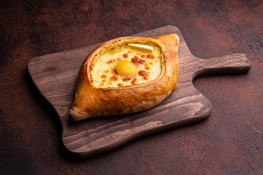 Хачапури с креветками