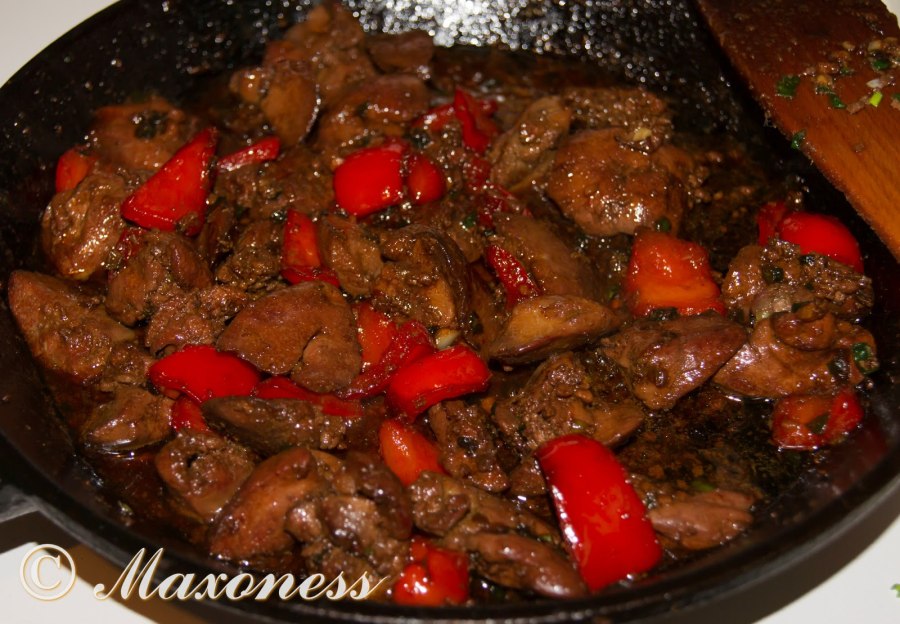 Утиная печень по строгановски