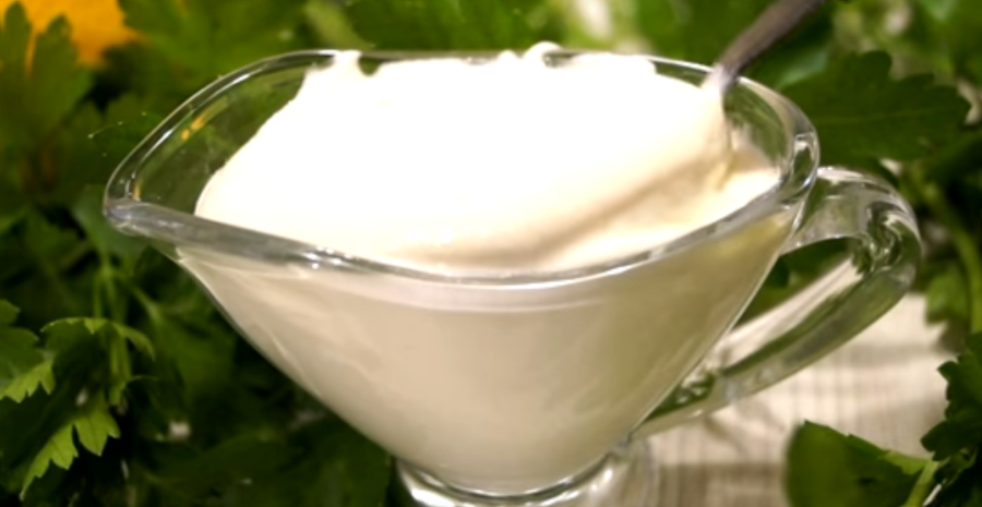 Пятно майонеза