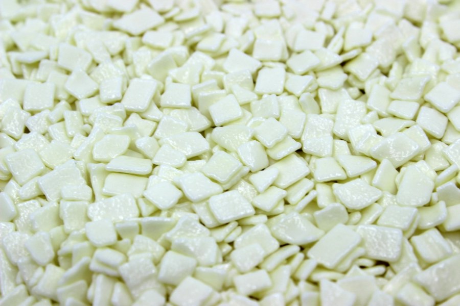 Посыпка ШОК. Крошка белая Caribe (коробка 20 кг)