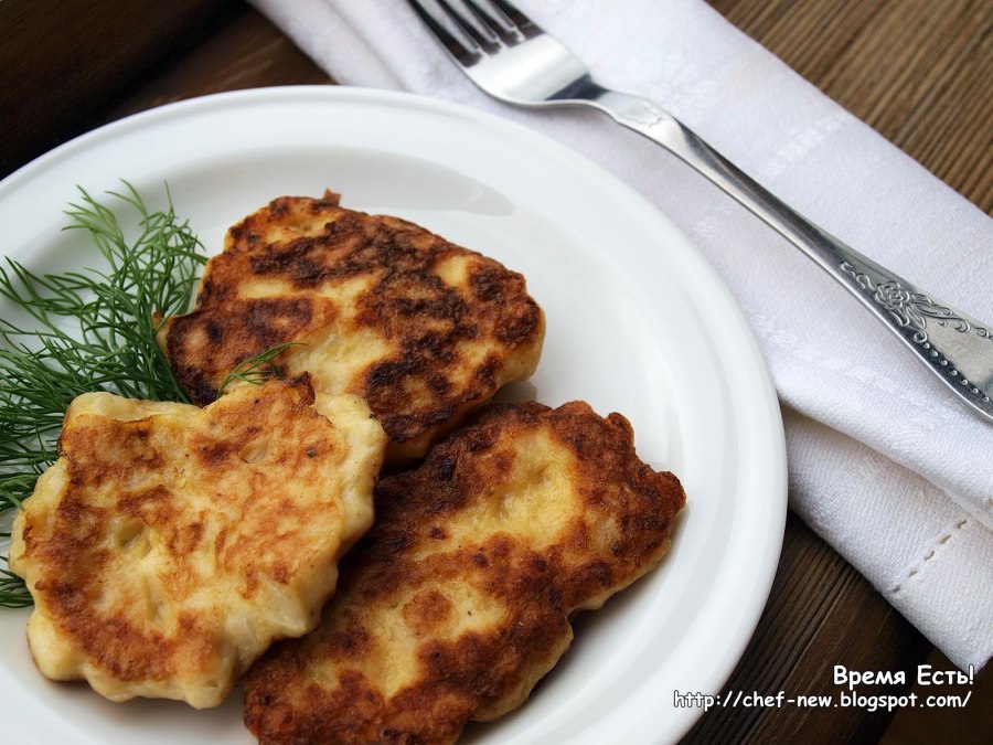 Оладьи из кабачков с сыром и чесноком