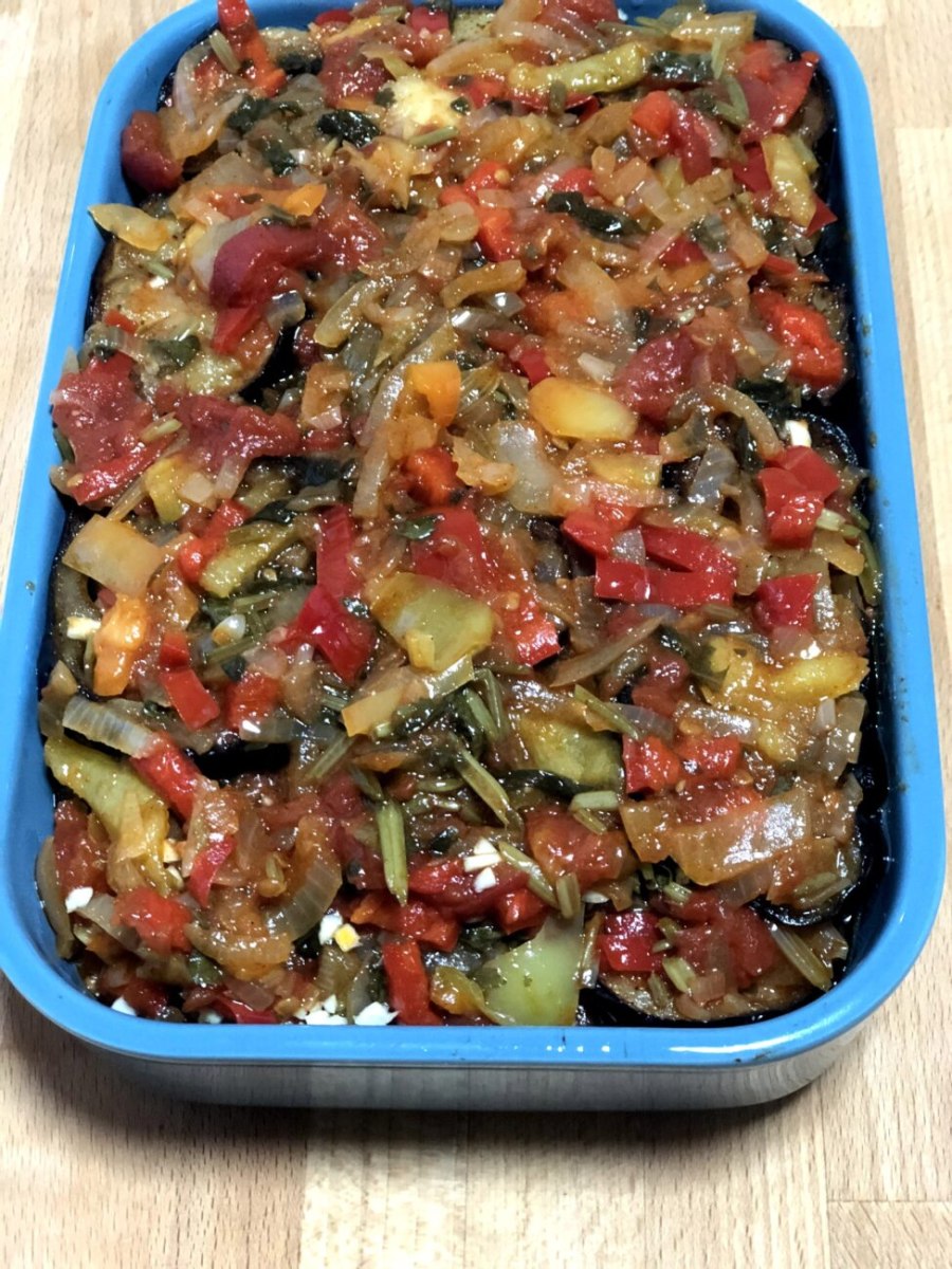 Рагу с баклажанами и картошкой