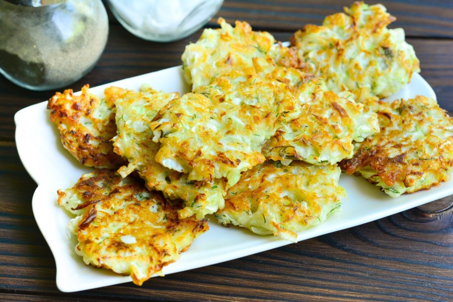 Сочные котлеты с капустой