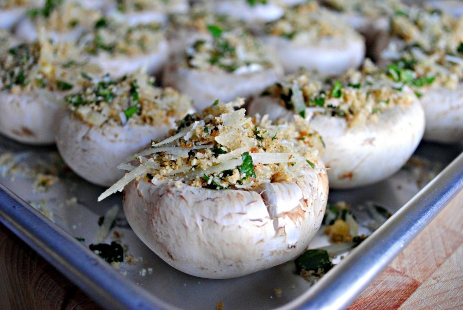 Фаршированные грибочки шампиньоны