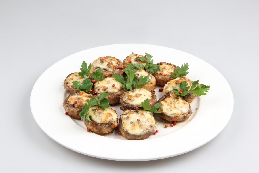 Фаршированные грибочки шампиньоны