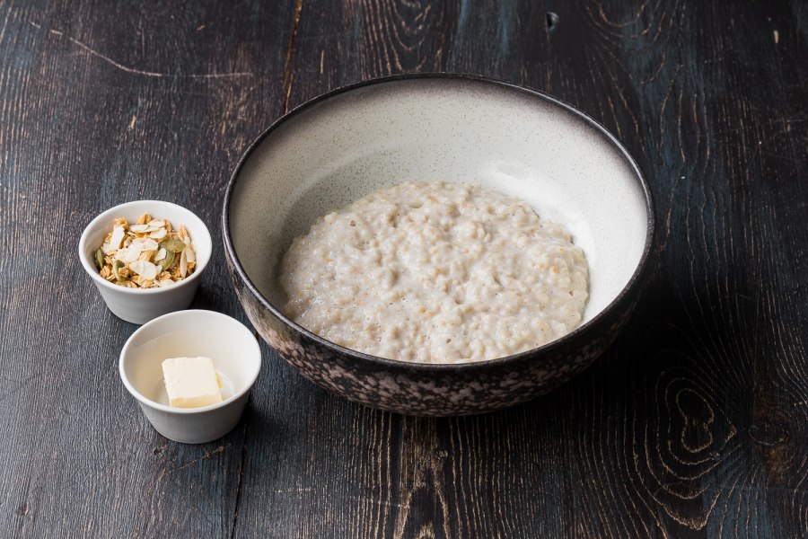 Овсяная каша с фруктами