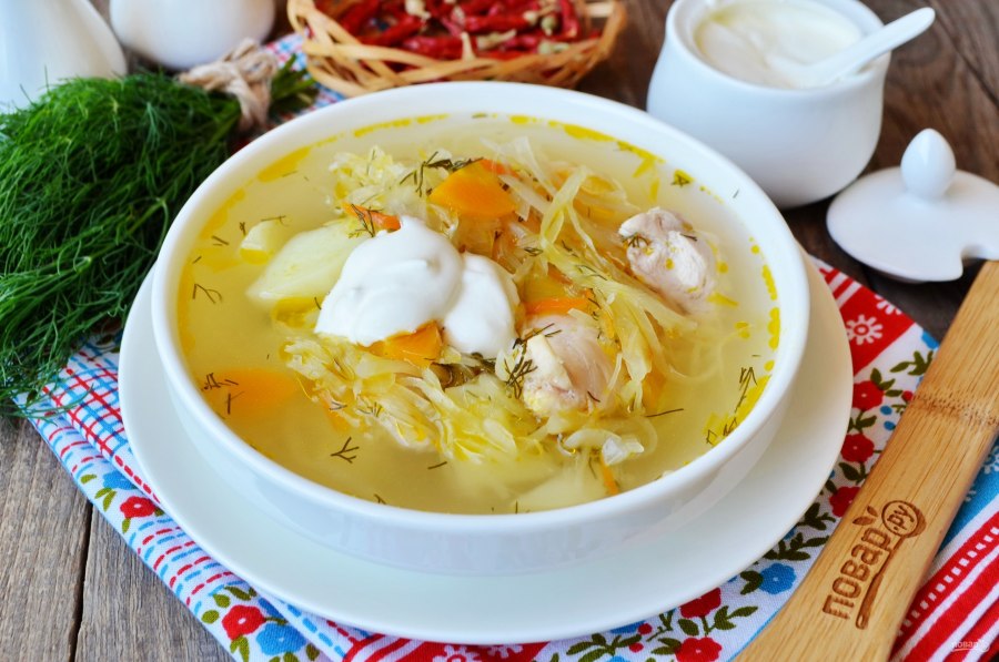 Щи с курицей