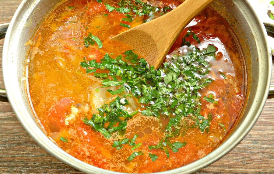 Наваристые щи из квашеной капусты