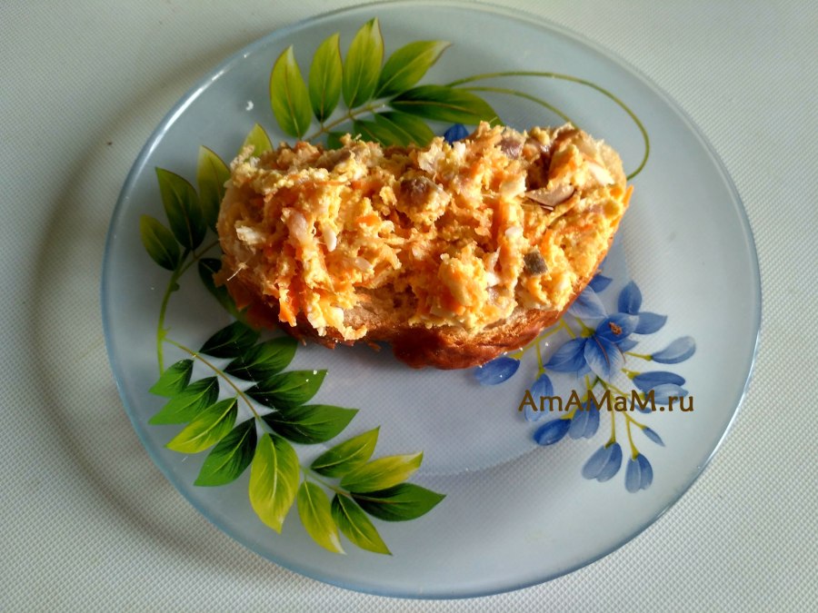 Икра из селедки с морковью и маслом