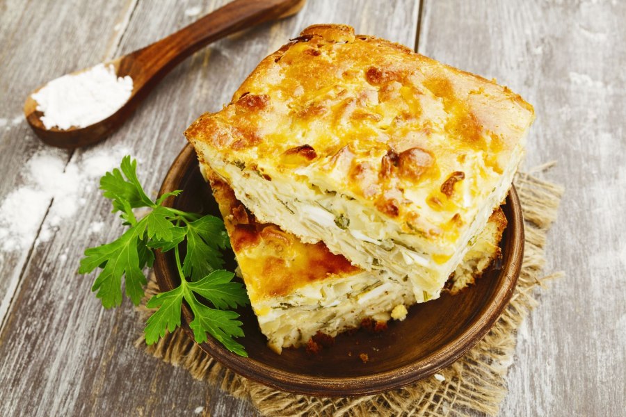 Пирог капустник заливной