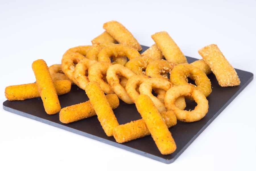 Сырные палочки в панировке