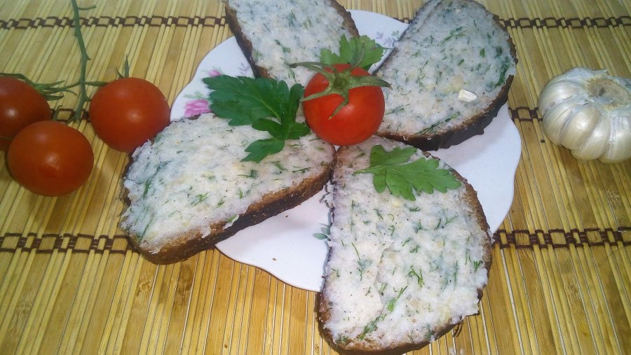 Сало бутербродное с чесноком