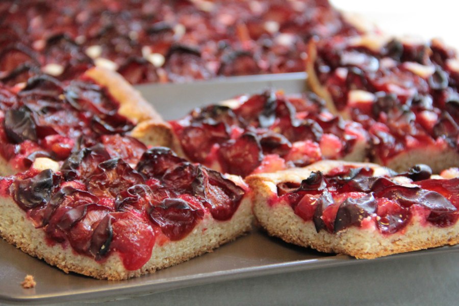 Сливовый пирог