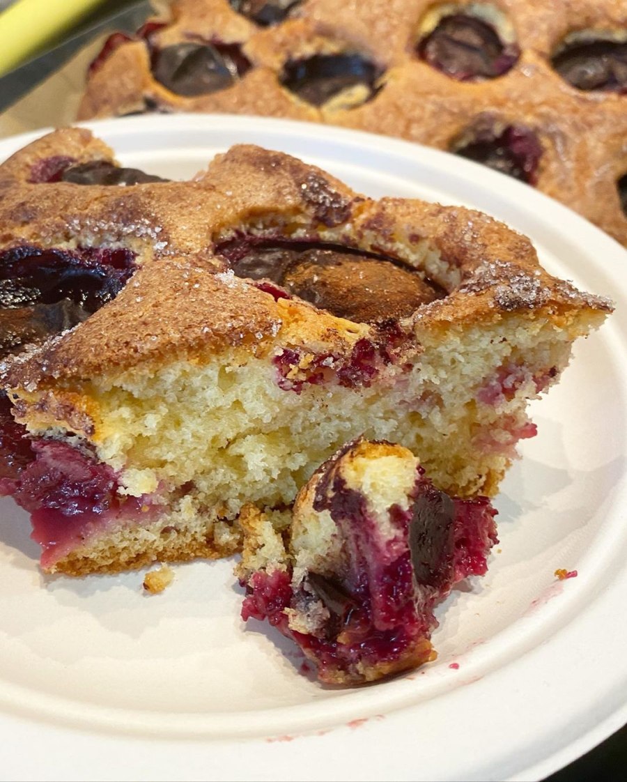 Сливовый пирог