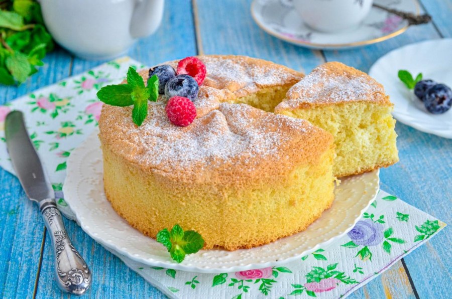 Шоколадный бисквит на желтках