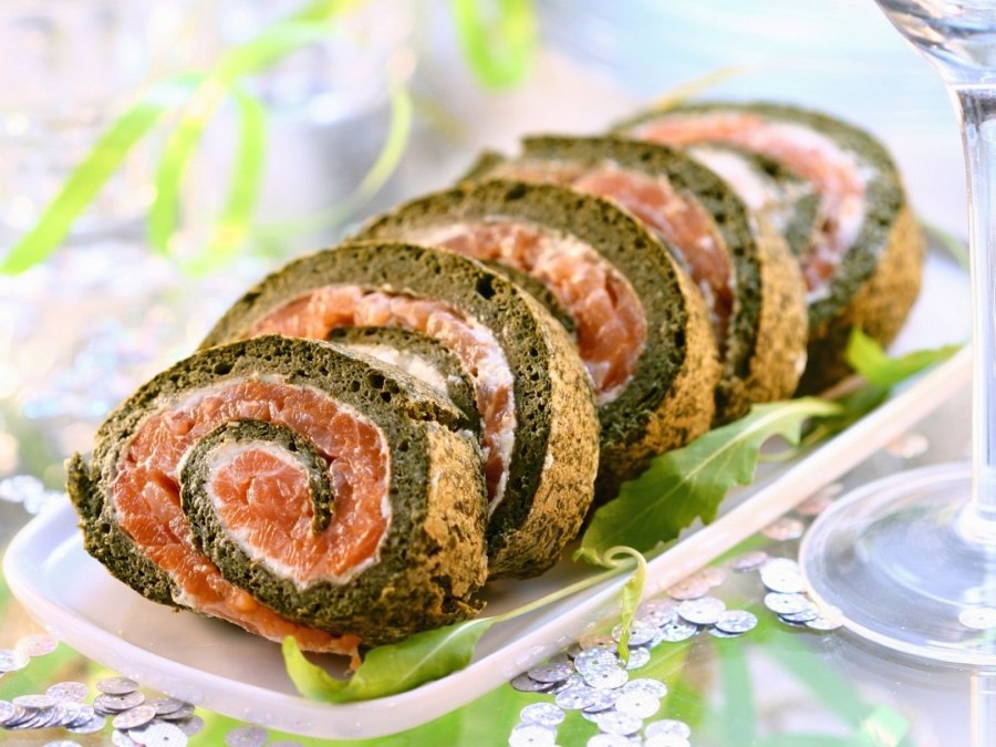 Царская скумбрия рулет