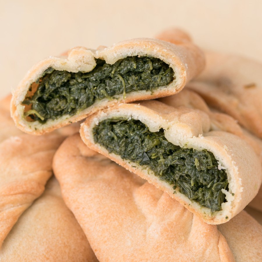 Пирожки со шпинатом