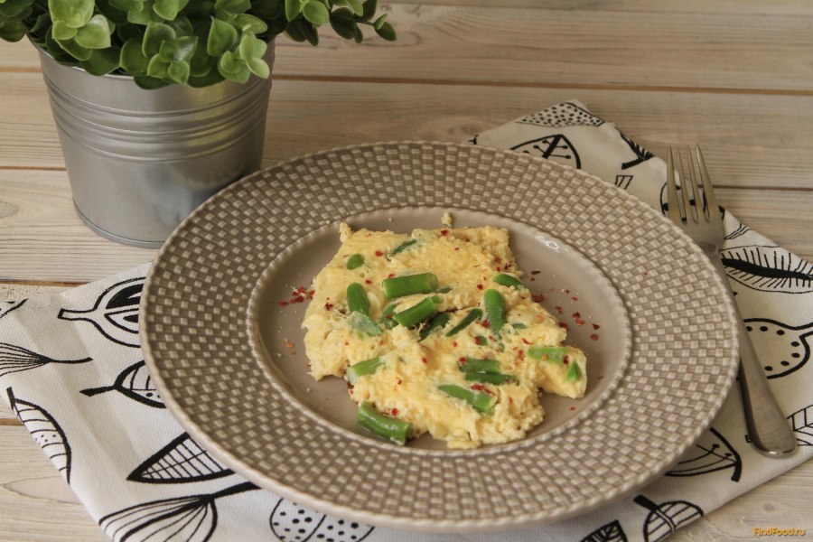 Омлет с зеленой фасолью