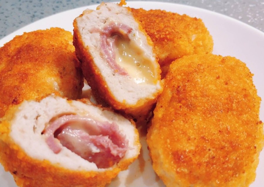 Кордон-Блю (куриная грудка с ветчиной)