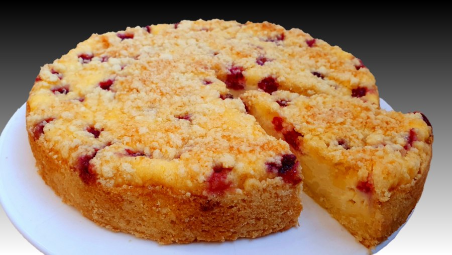 Королевская ватрушка с ягодами