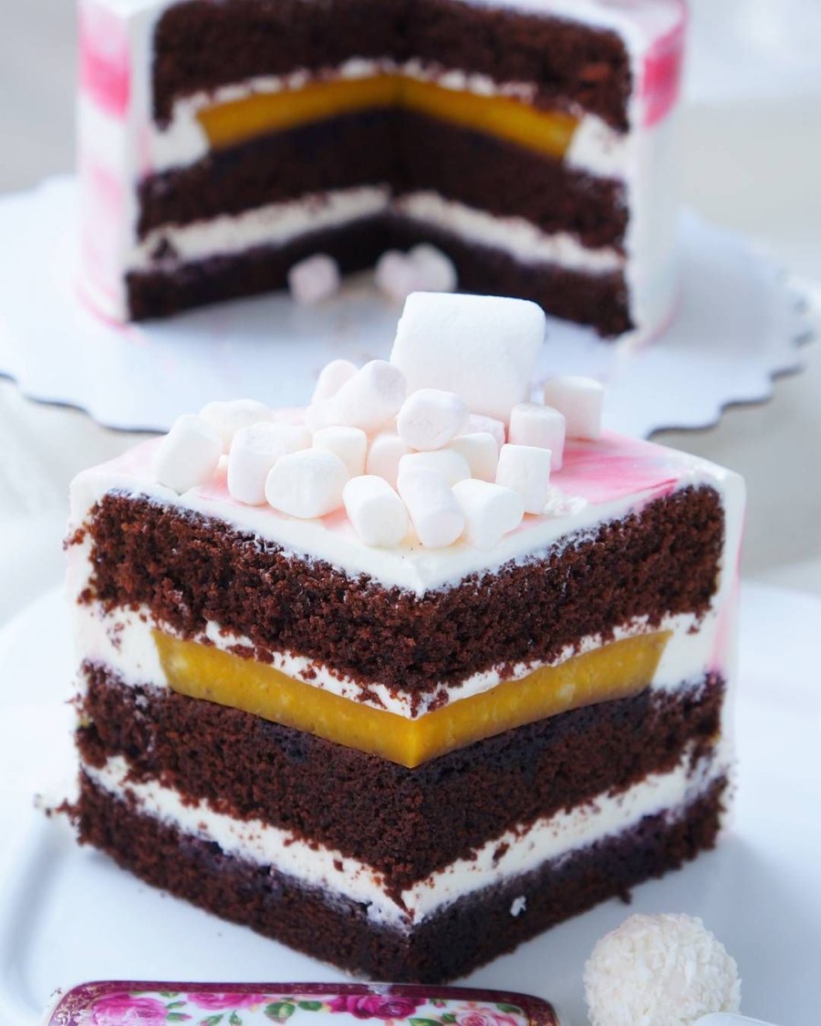Шоколадный поцелуй пирожное