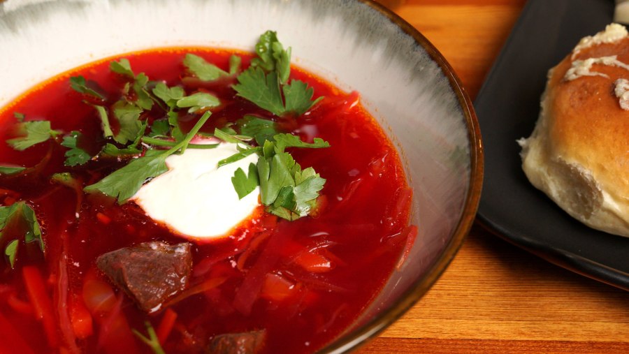 Борщ с краснокочанной капустой и свеклой