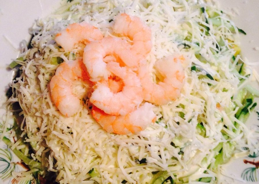 Салат нежный с креветками