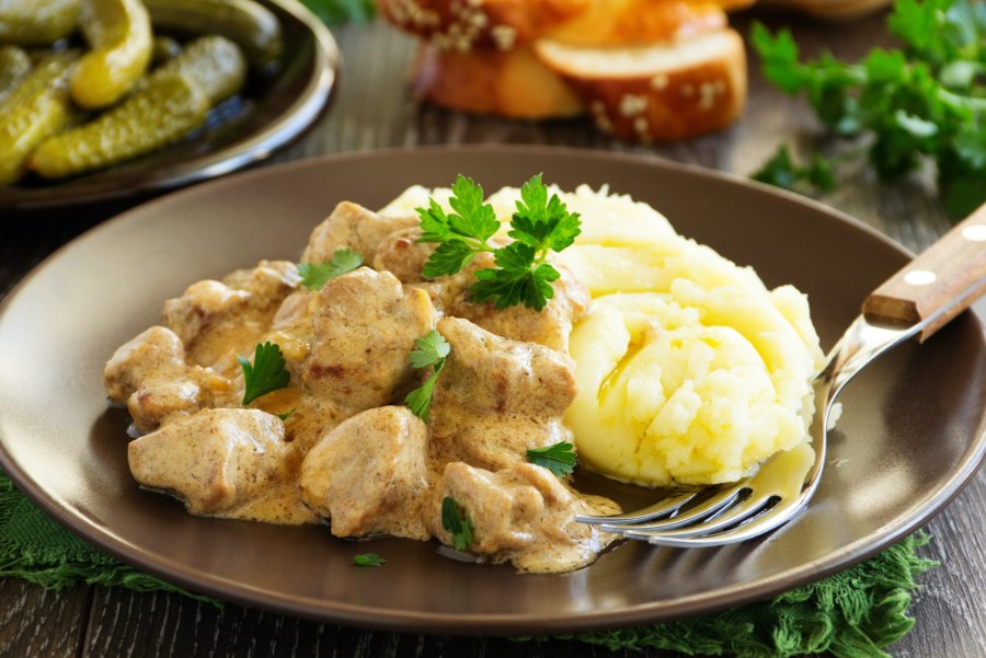 Beef Stroganoff с пюре