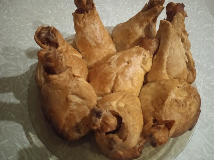 Куриная ножка в тесте