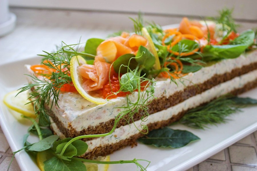 Бутербродный закусочный торт