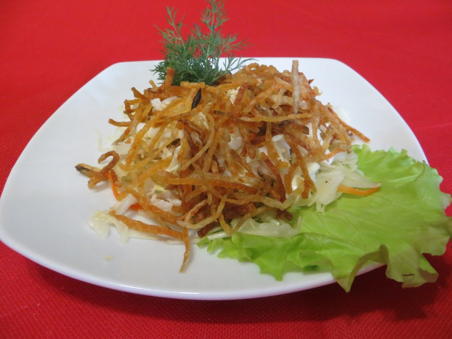 Салат глухариное гнездо классический