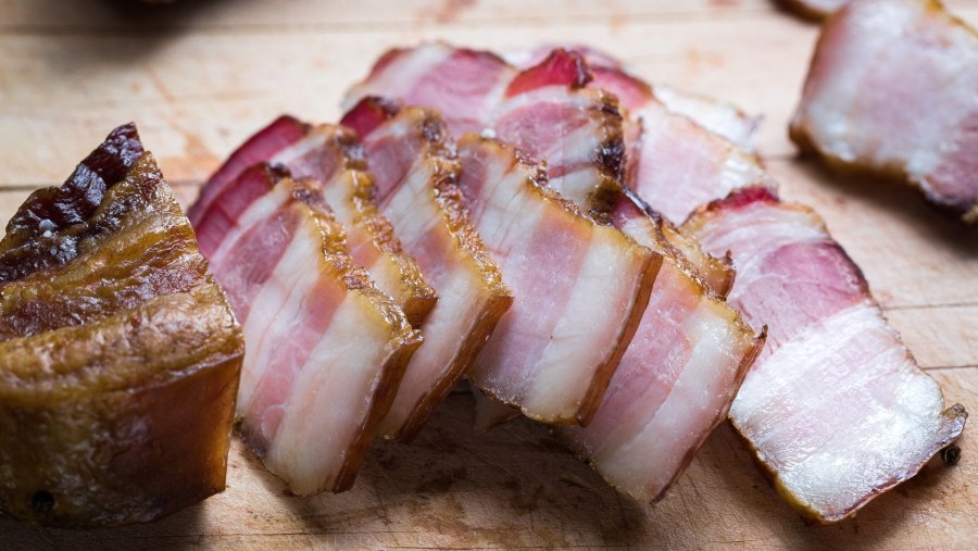Приготовление грудинки по домашнему