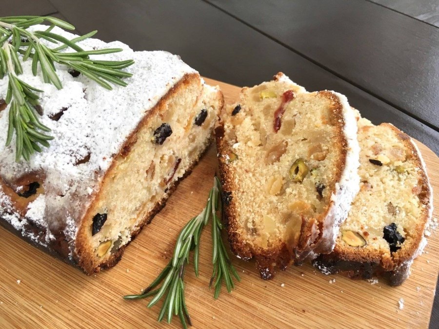 Пирожное с изюмом